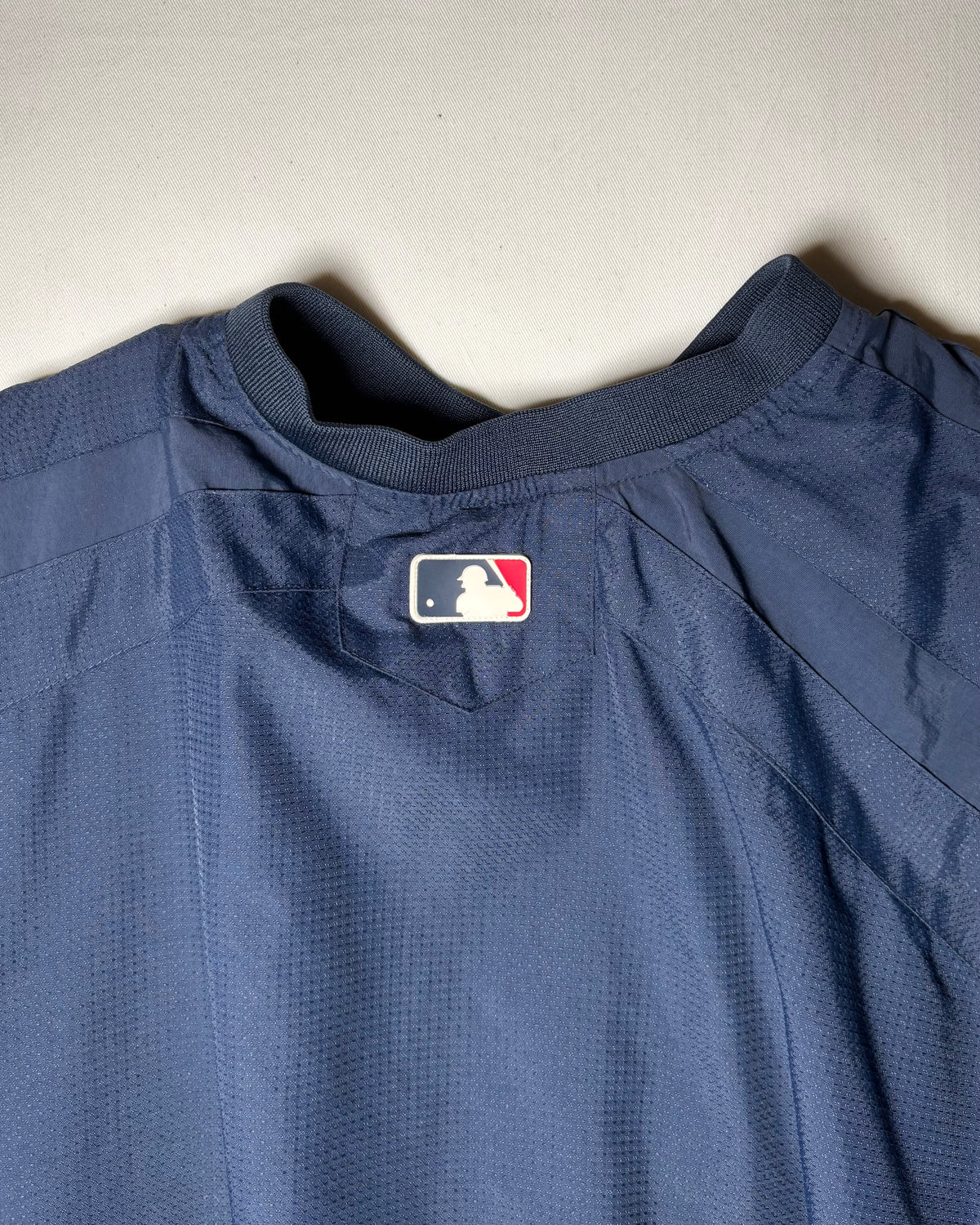 Majestic New York Yankees ネイビー プルオーバージャケット 商品画像 10