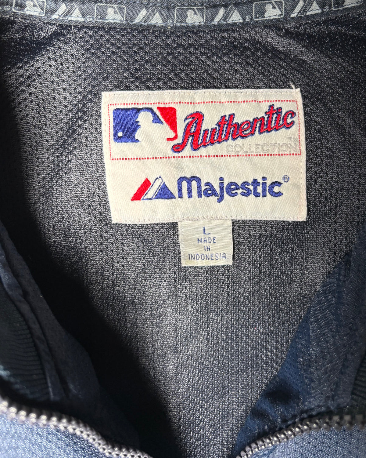 Majestic New York Yankees ネイビー プルオーバージャケット 商品画像 6