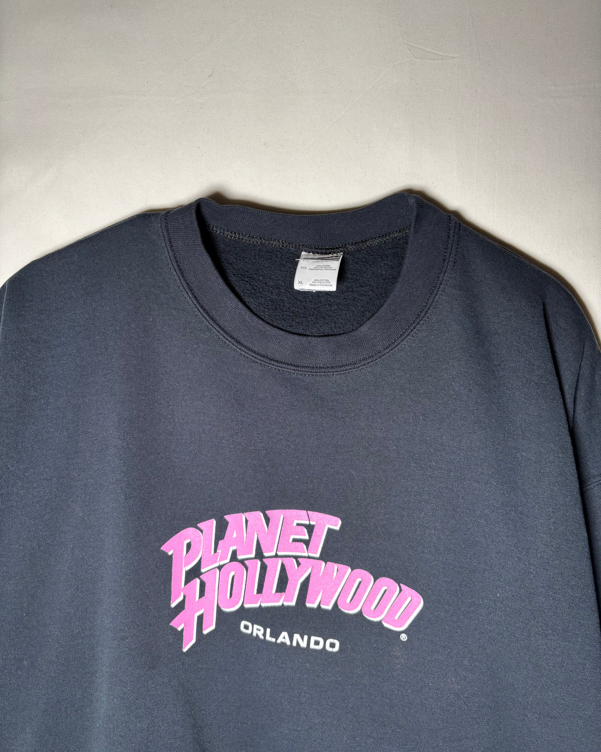 〈GILDAN〉 Planet Hollywood Orlando Logo Sweatshirt Black