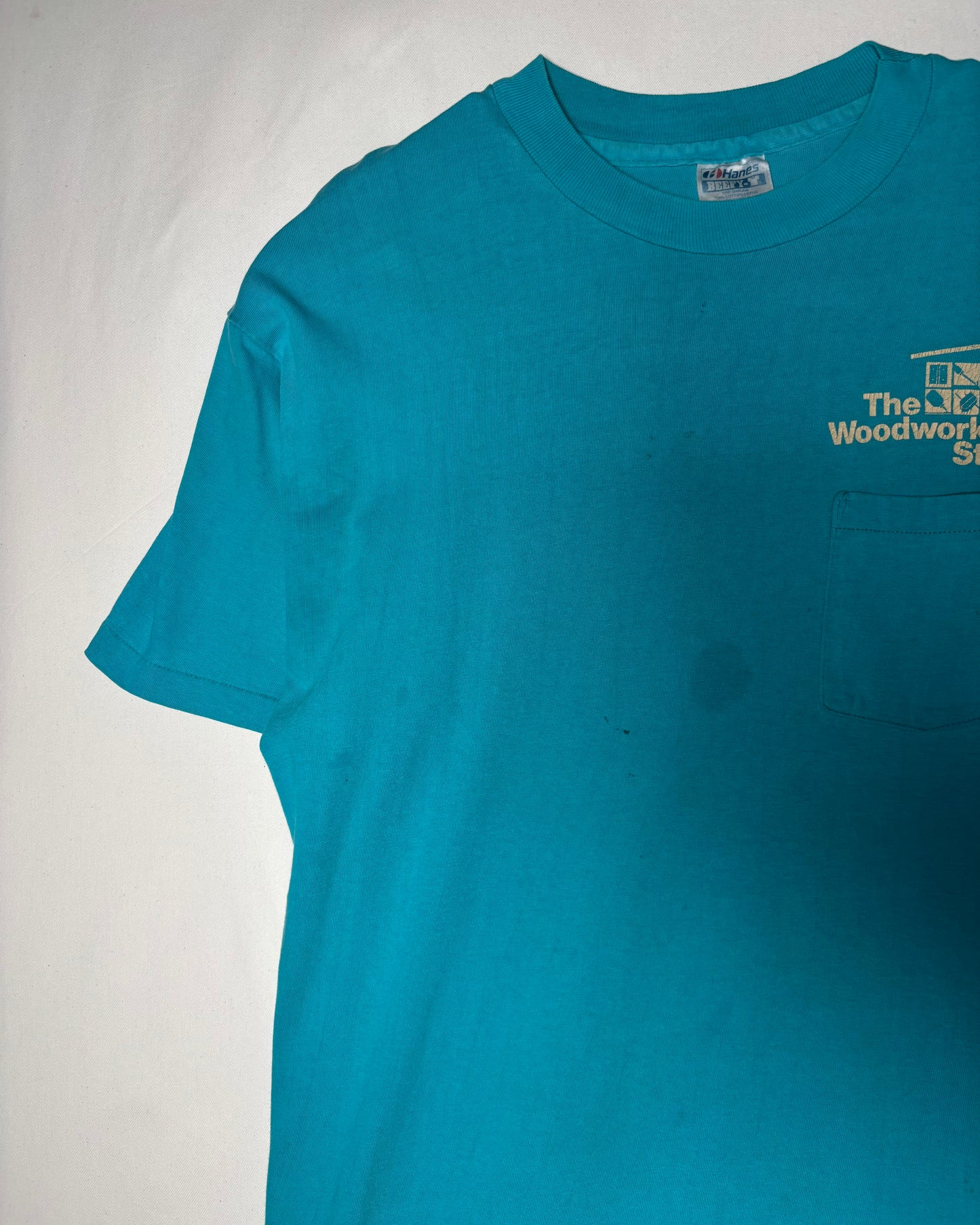 80s 〈Hanes〉 USA-Made The Woodworkers' Store Pocket T-Shirt - Turquoise Blue
