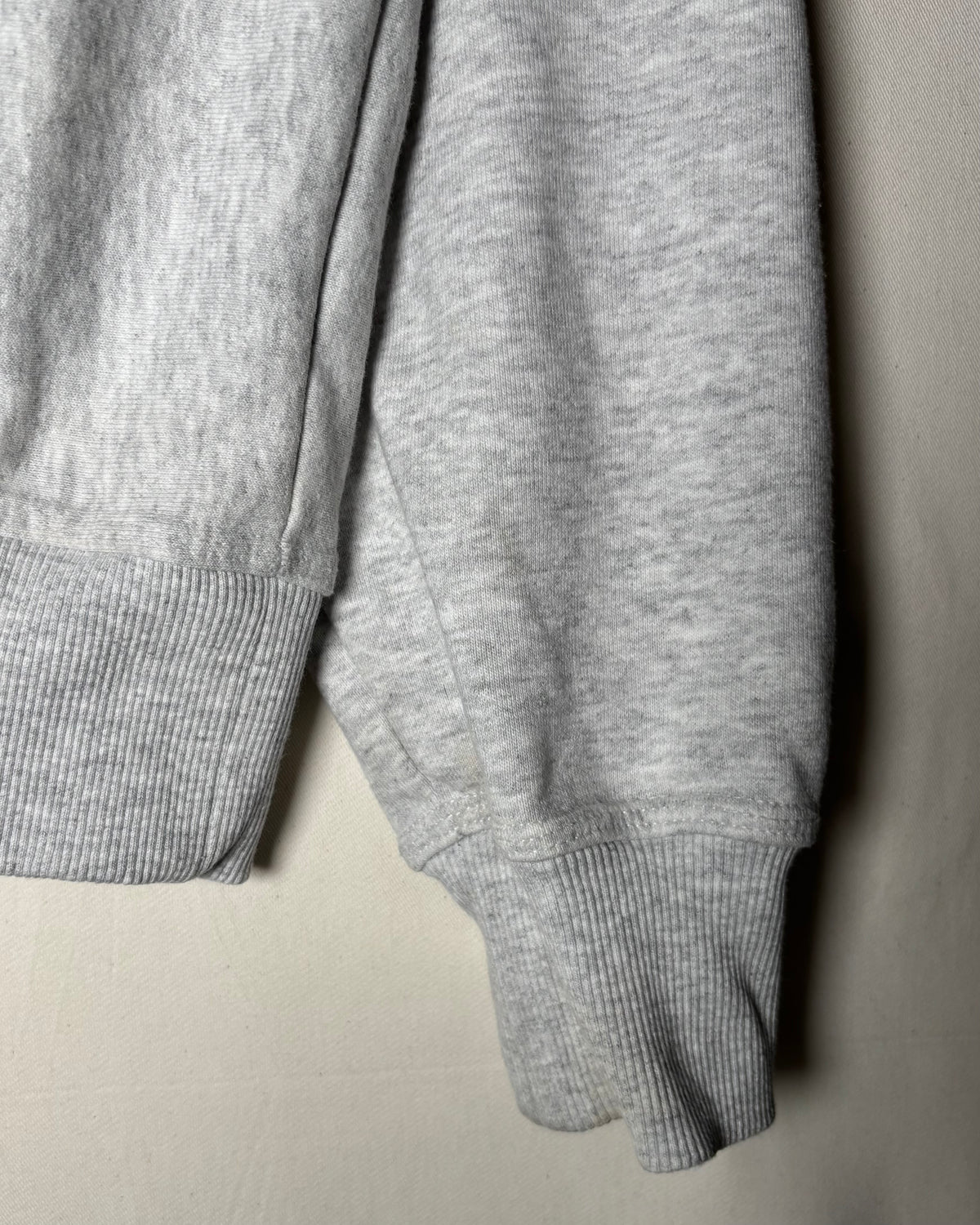 STUSSY グレー ストックロゴ クルーネックスウェット 商品画像 6