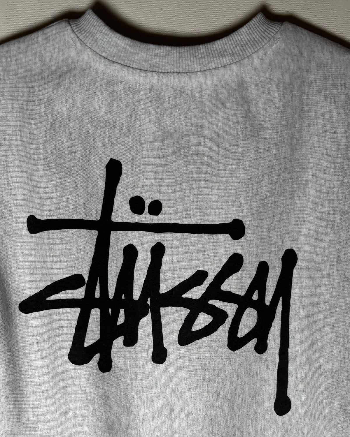 STUSSY グレー ストックロゴ クルーネックスウェット 商品画像 8