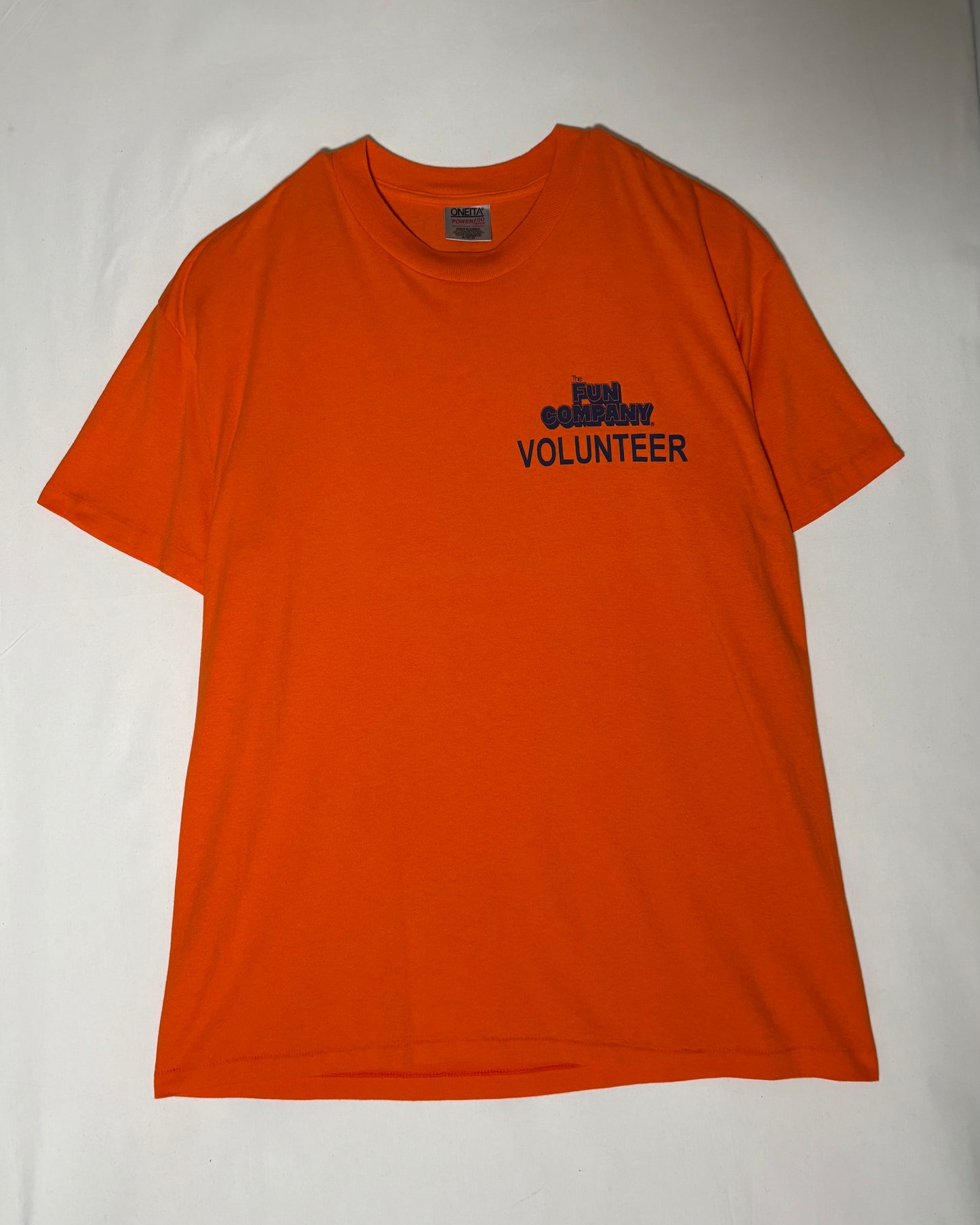 〈ONEITA〉The Fun Company Volunteer Print T-Shirt Orange