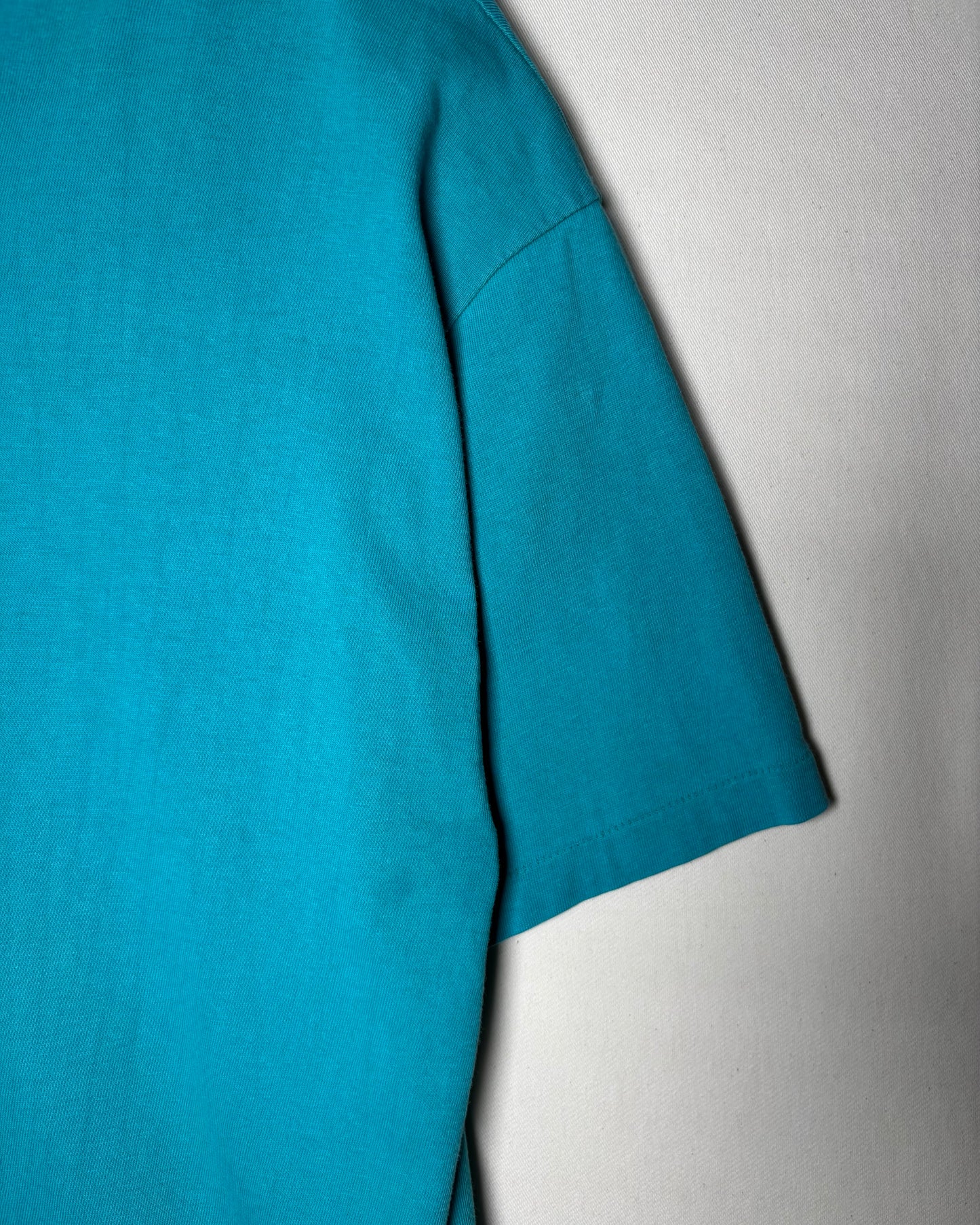 80s 〈Hanes〉 USA-Made The Woodworkers' Store Pocket T-Shirt - Turquoise Blue
