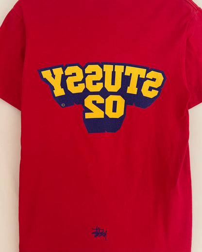 〈STUSSY〉 College Logo T-shirt