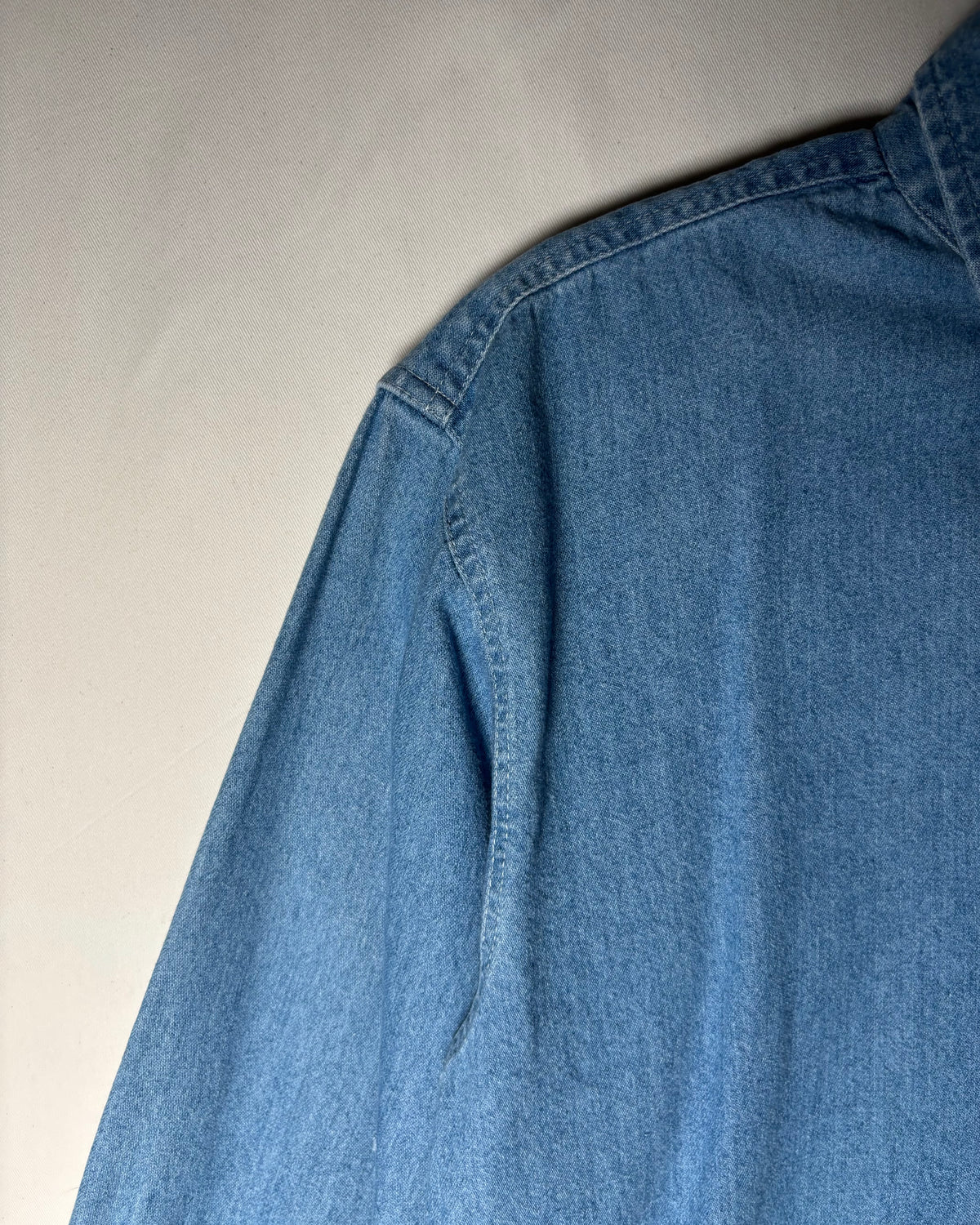 〈Planet Hollywood〉 Orlando Embroidered Denim Button-Down Shirt