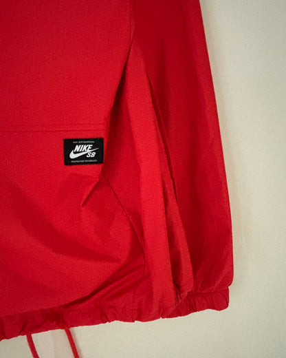 〈NIKE SB〉 Shield Coaches Jacket Red